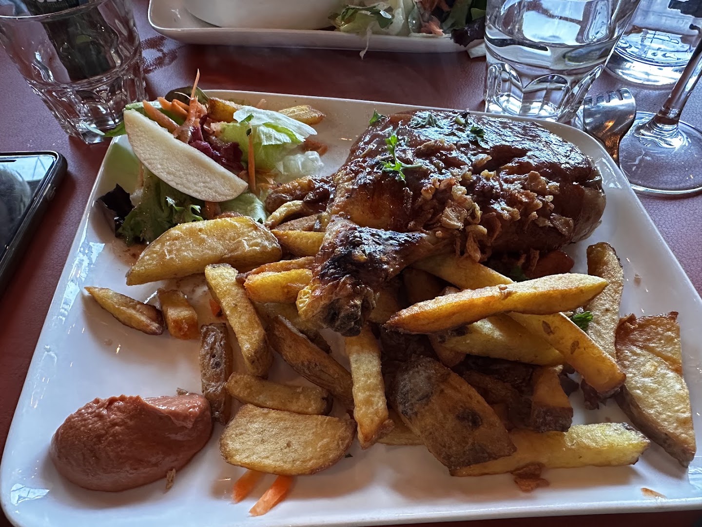 Café Grand Biarritz: appetizing photo of served meal