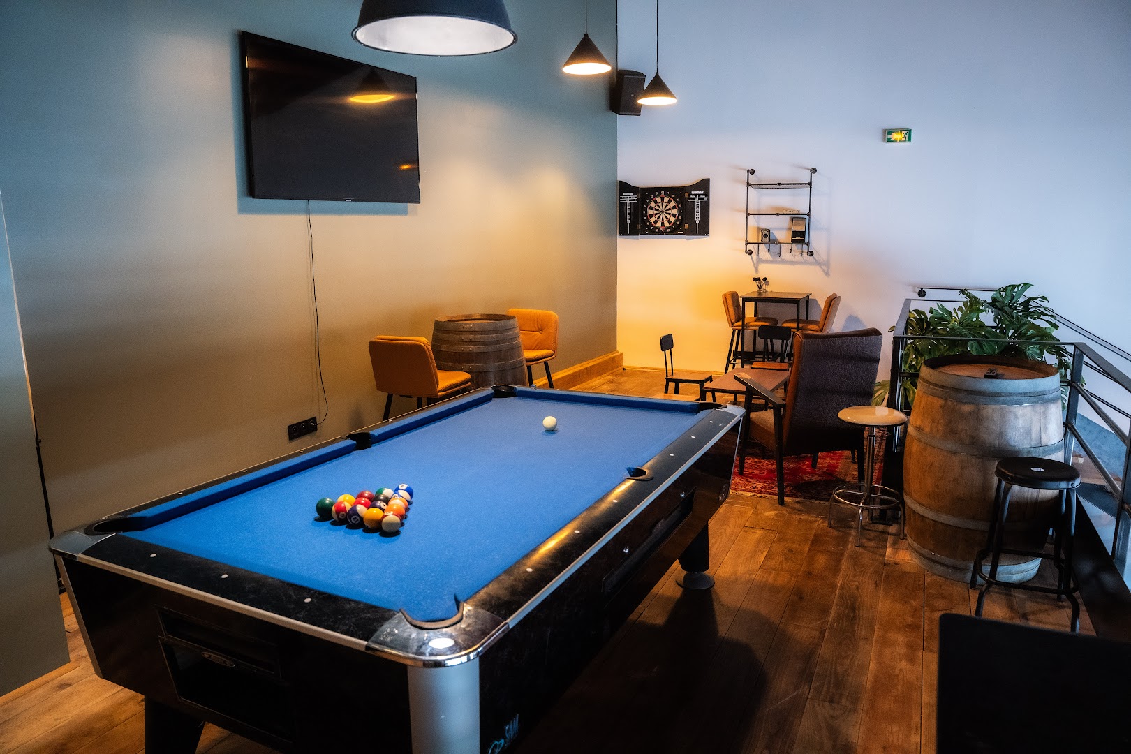 Café Grand Biarritz: venue interior and atmosphere
