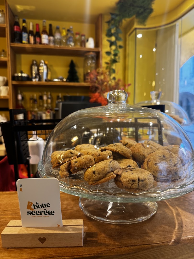La Botte Secrète: appetizing photo of bar snacks
