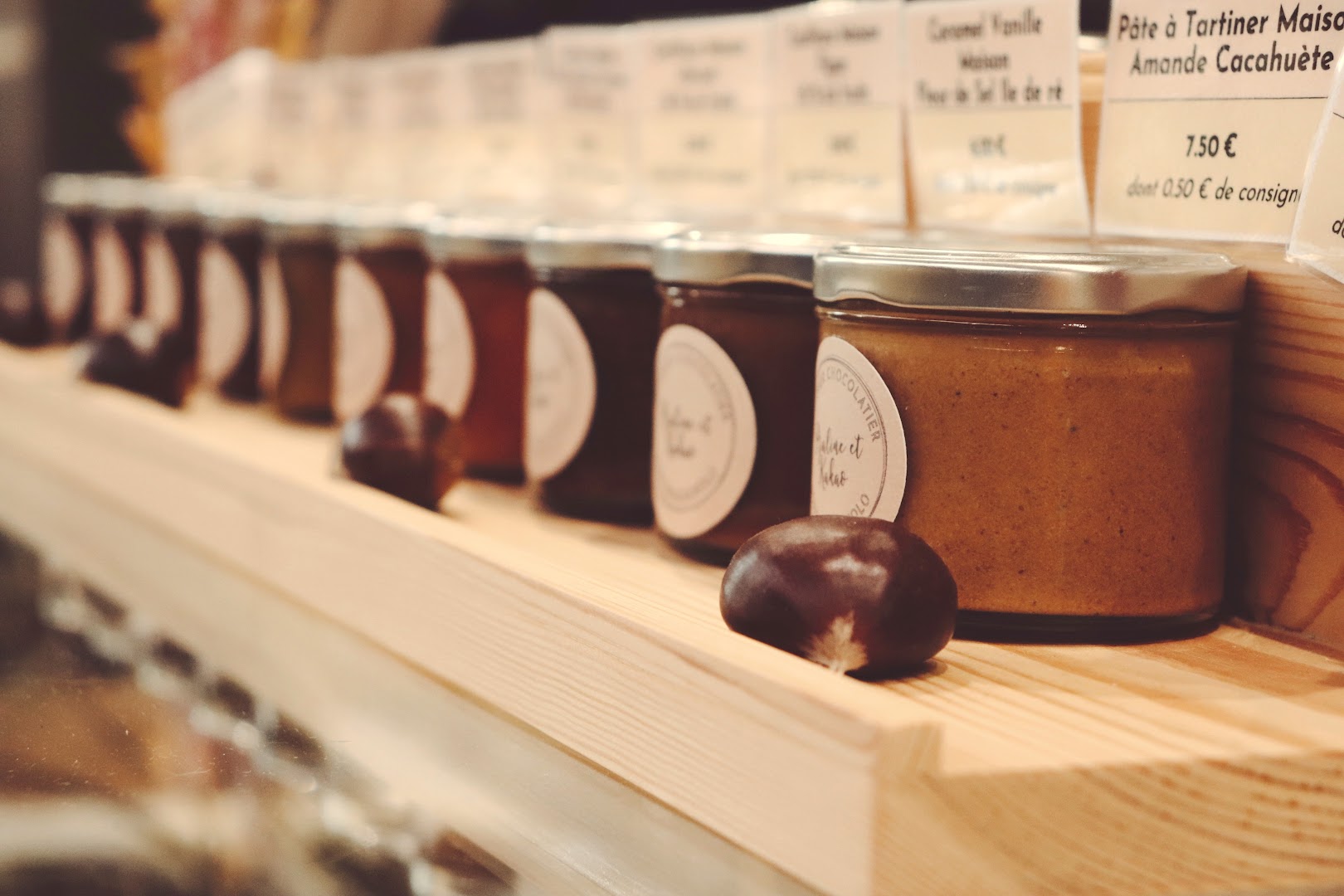 Praline et Kakao: attractive product display photo