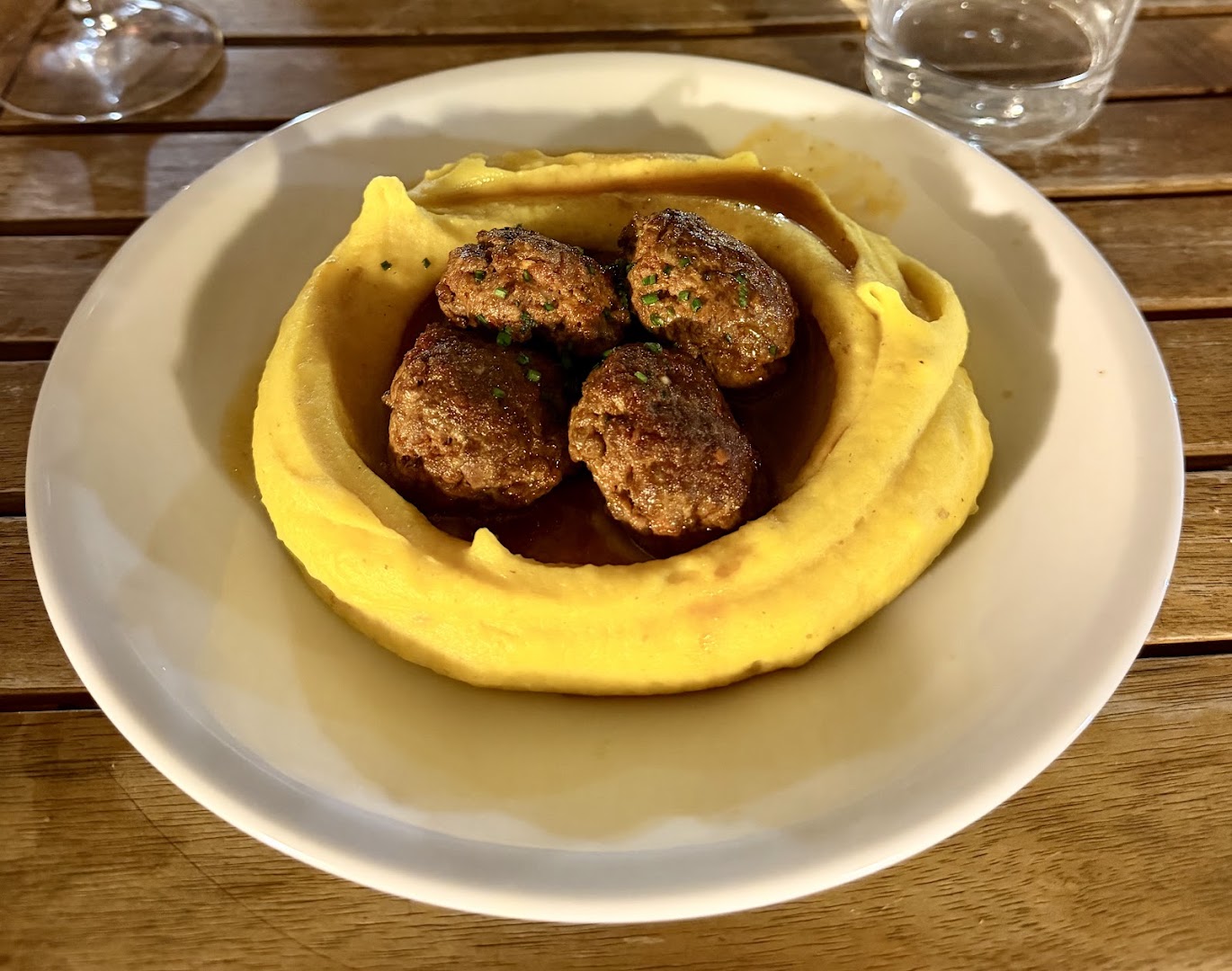 Zaÿ Zaÿ: appetizing, clear photo of food
