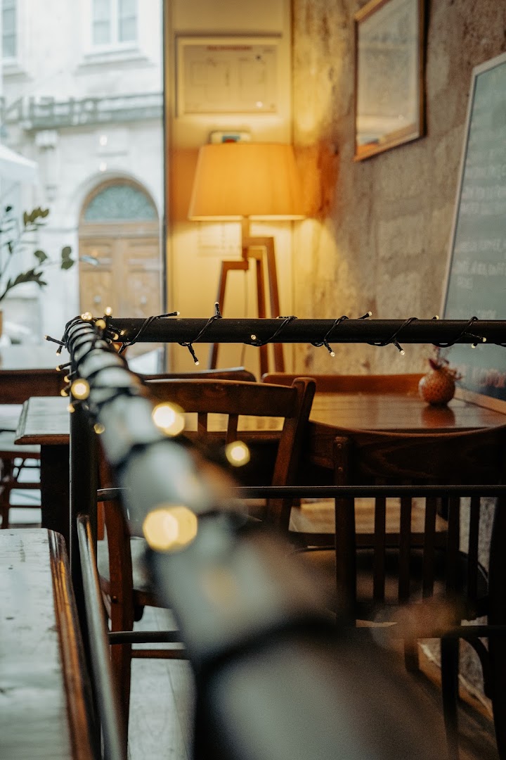 Corbeau Specialty Coffee Roasters: atmospheric and professional interior shot