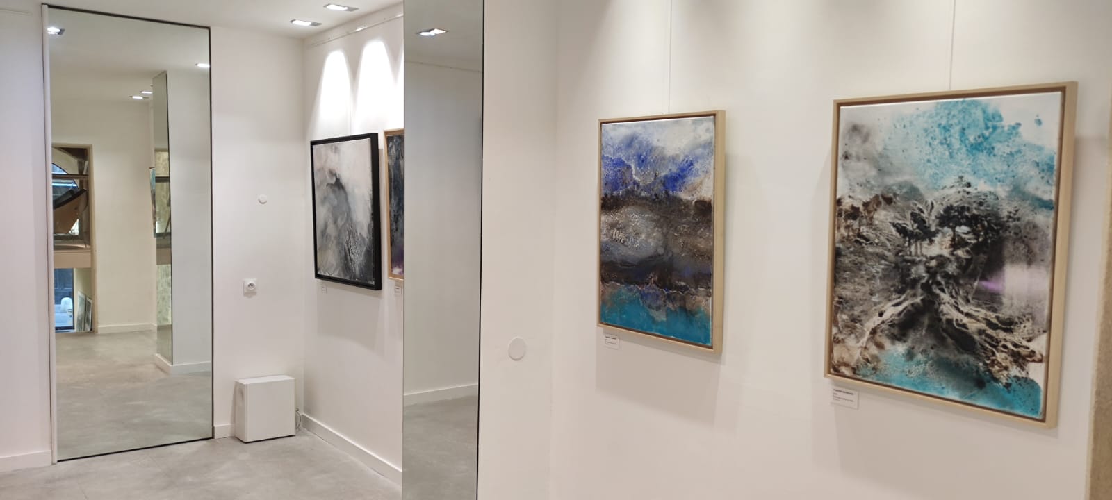 Espace Rio: clear view of gallery exhibition