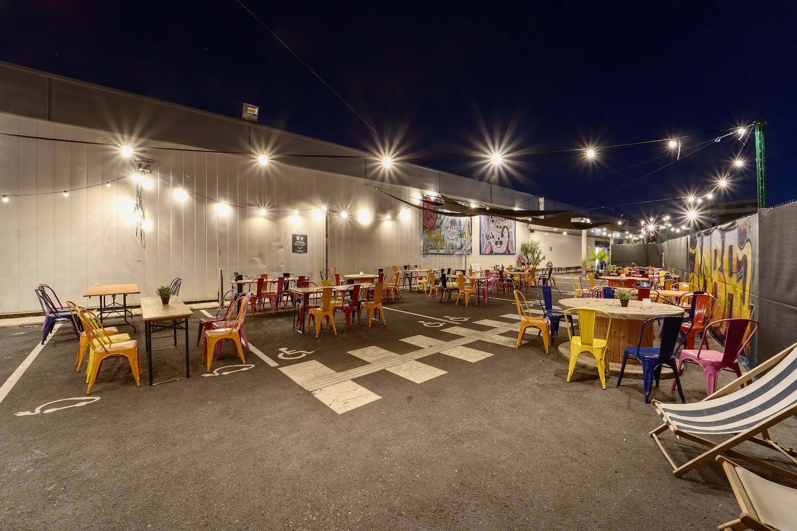 MBA · Montpellier Base Artistique: inviting atmosphere of the venue