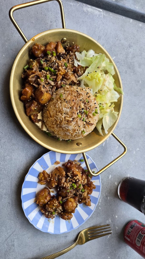 Chicken Zhou: appetizing, high-quality food photography