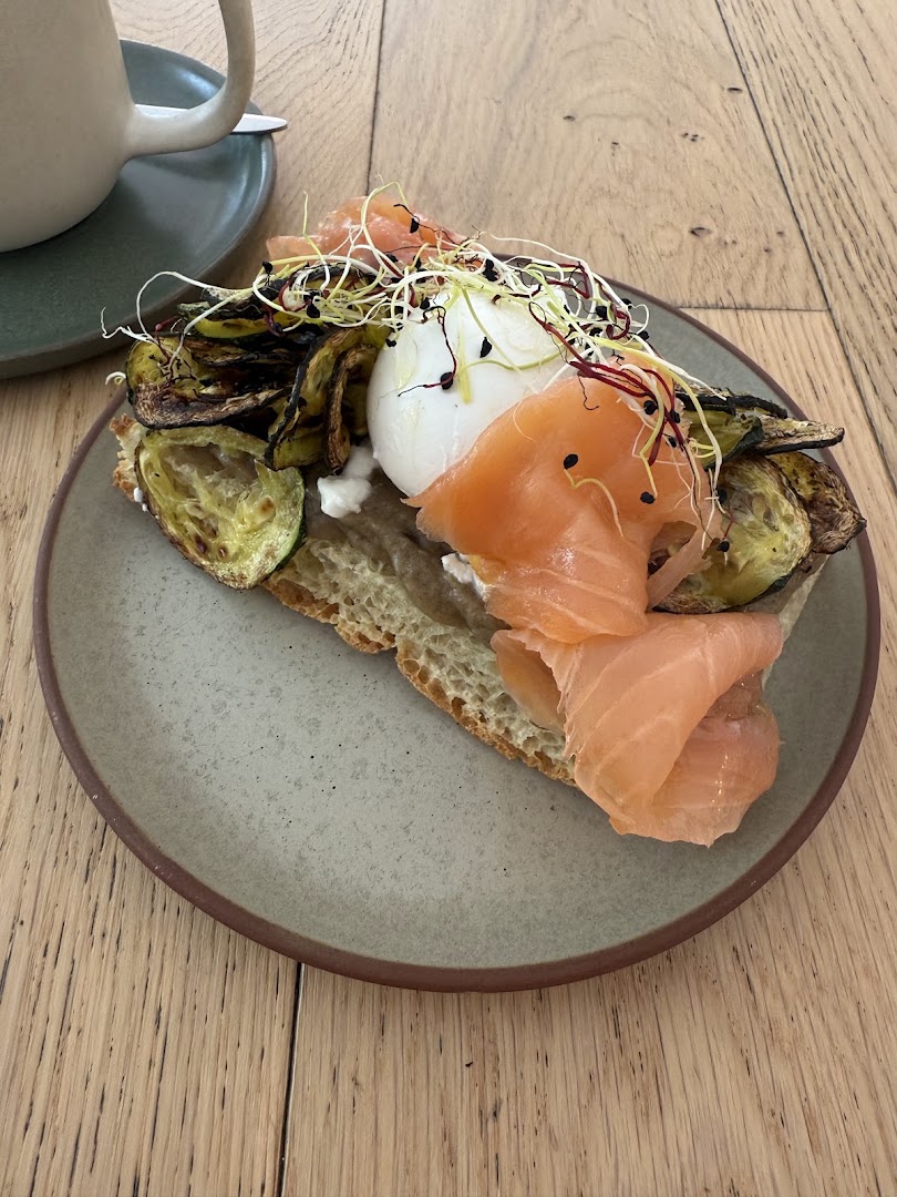 FIKA: appetizing, high-quality food photography