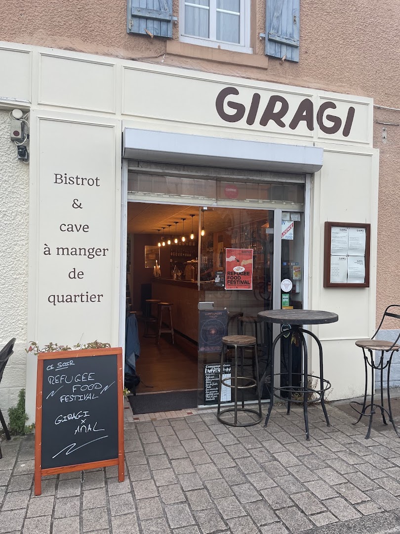 Giragi: clear exterior shot of restaurant