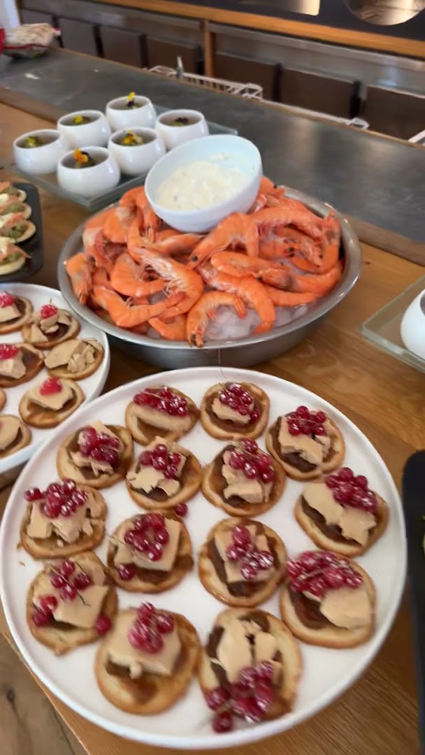 Le Velvet Restaurant: appetizing display of restaurant food