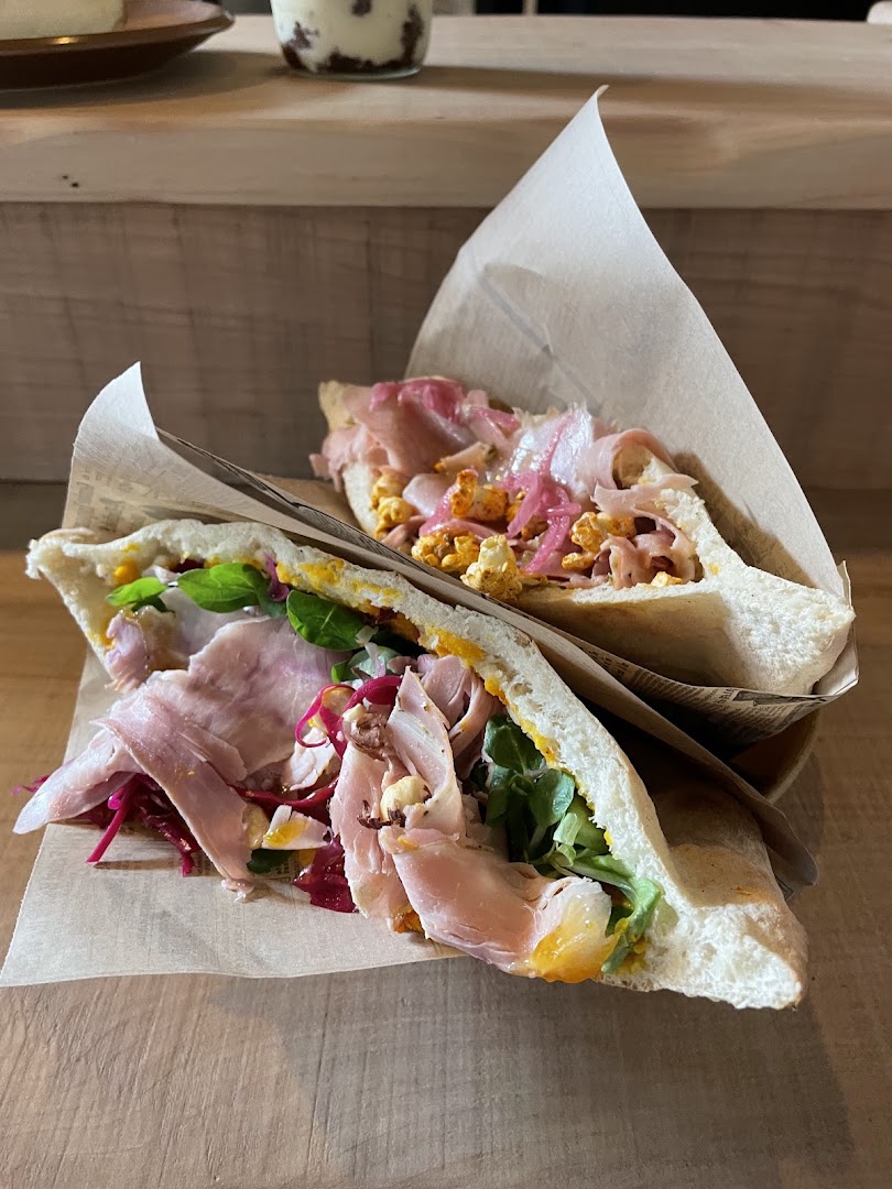 Lupo: appetizing, high-quality food photography