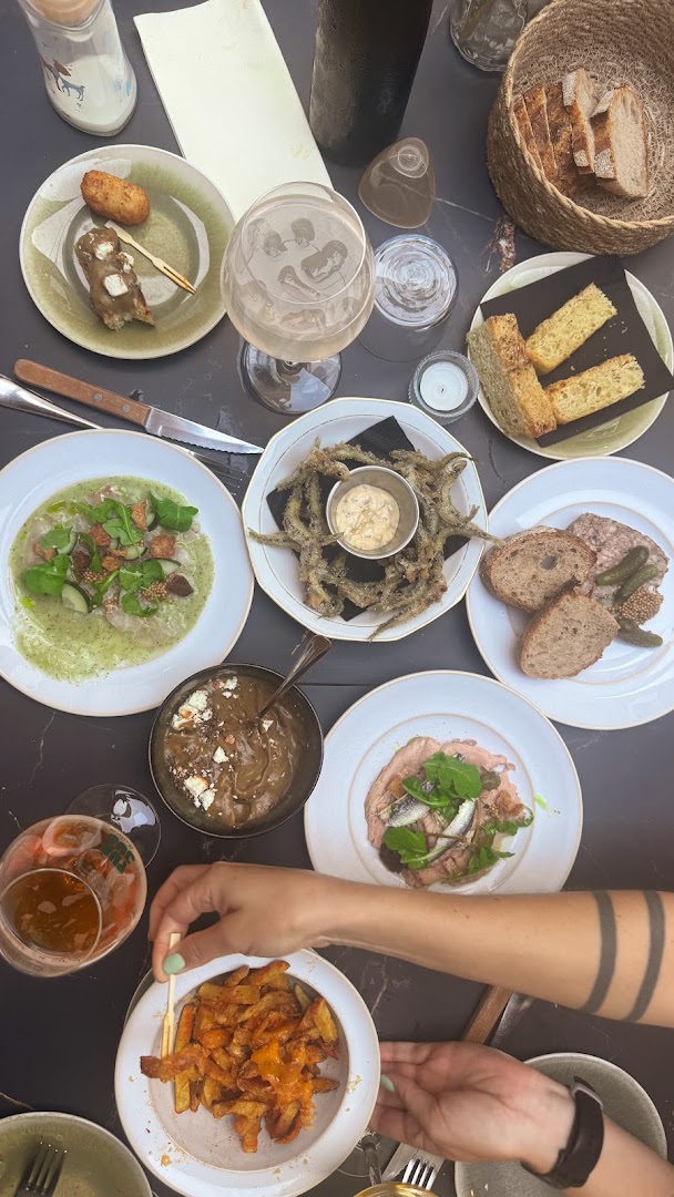 Pur Jus: appetizing high-quality food spread