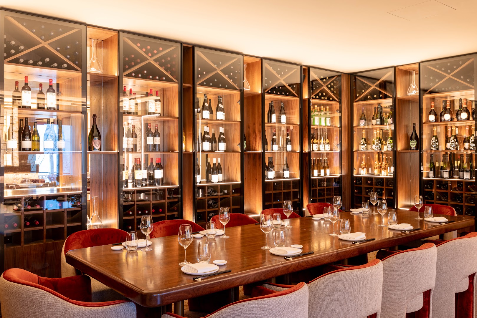 Zenirō: professional interior shot of restaurant