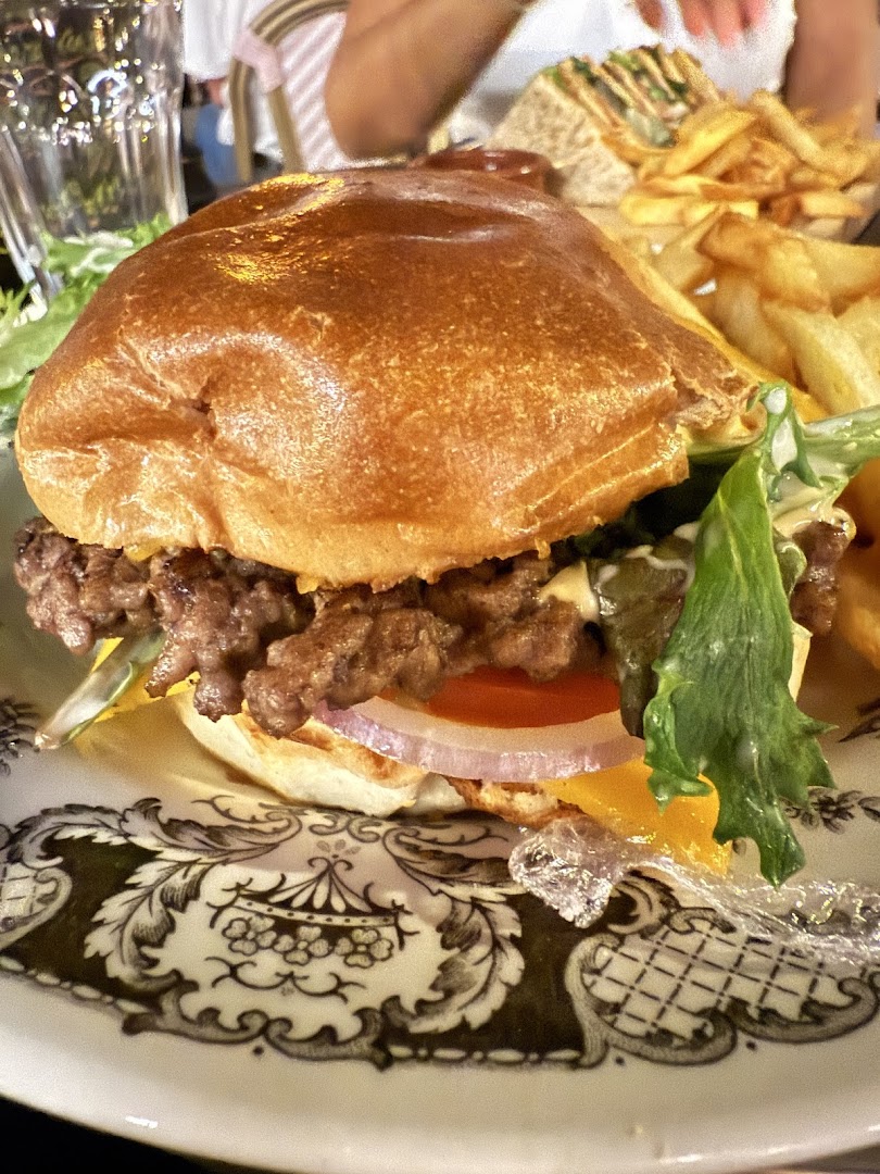 Le Ginette - Bistrot Bohème: appetizing food photography