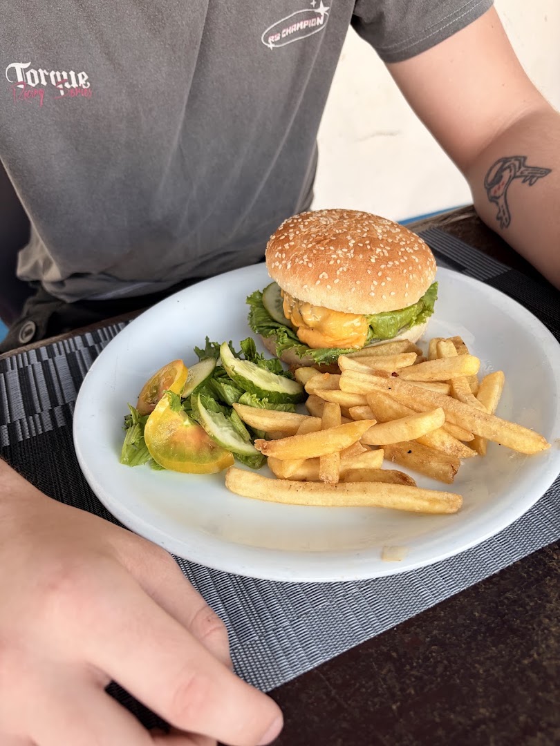 GTS Bar and Restaurant: appetizing photo of restaurant food
