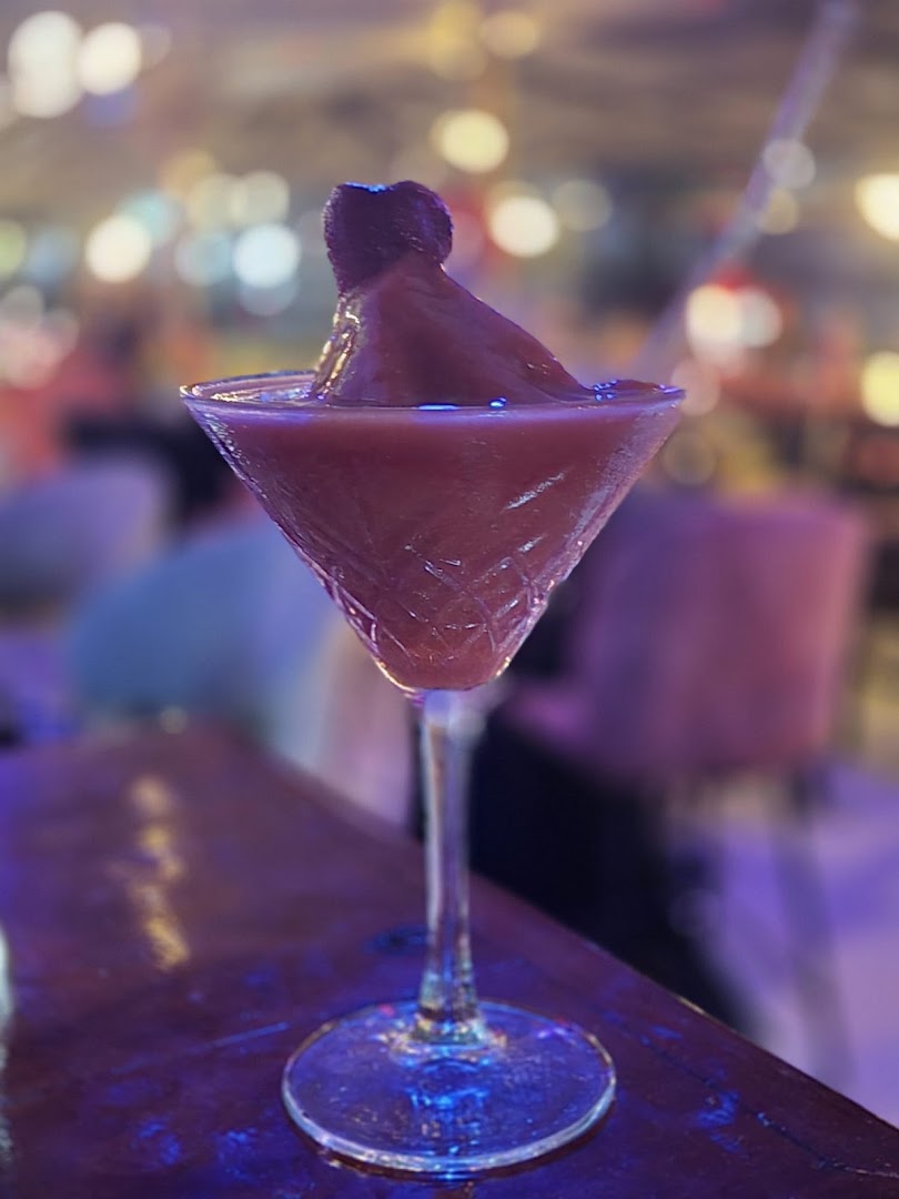 Senevibe: appealing, high-quality cocktail photo