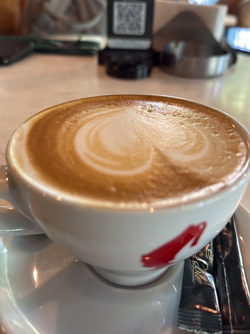 Sable: appetizing photo of coffee drink