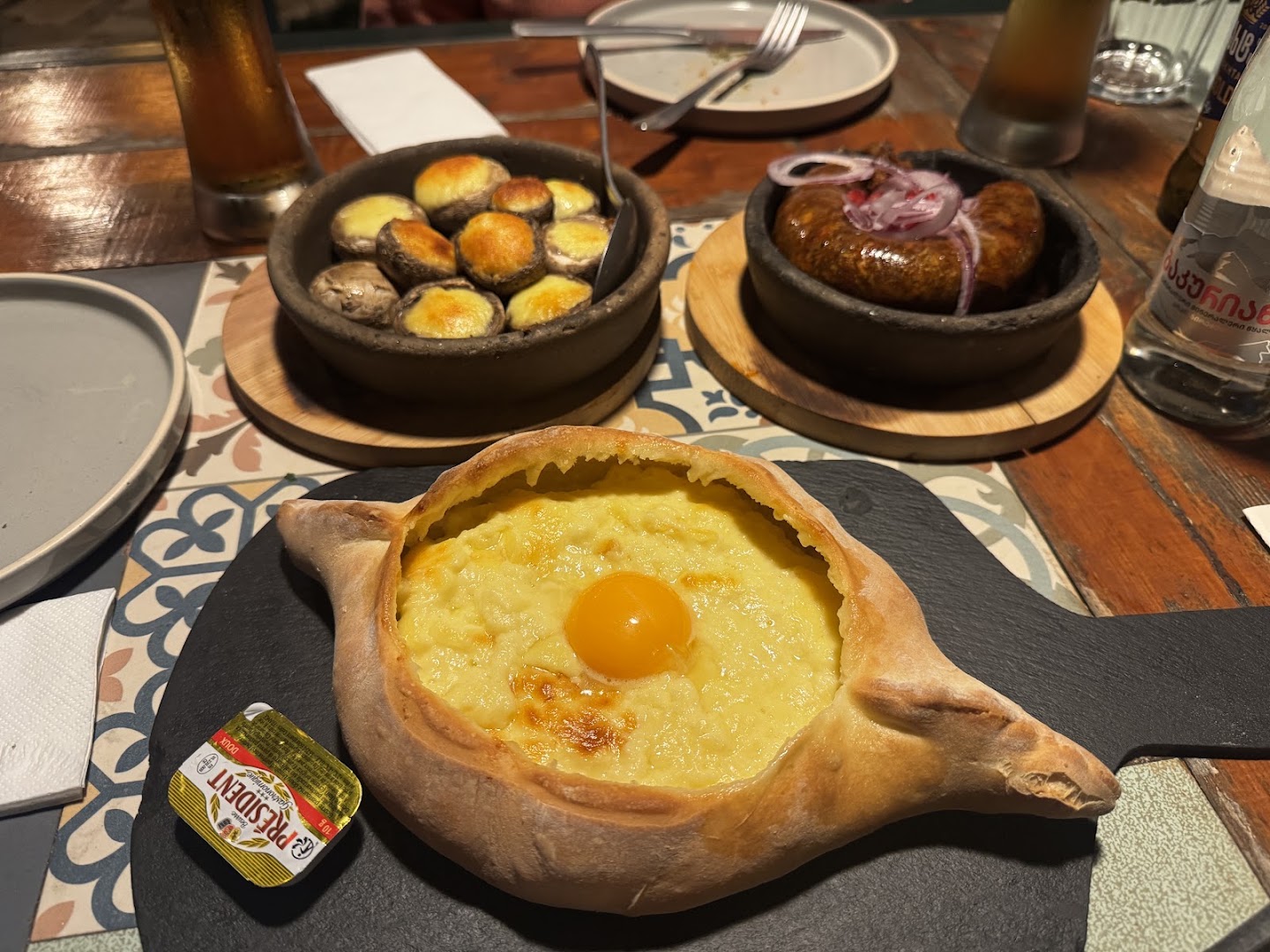 Maisis Ezo: appetizing food photography of the restaurant