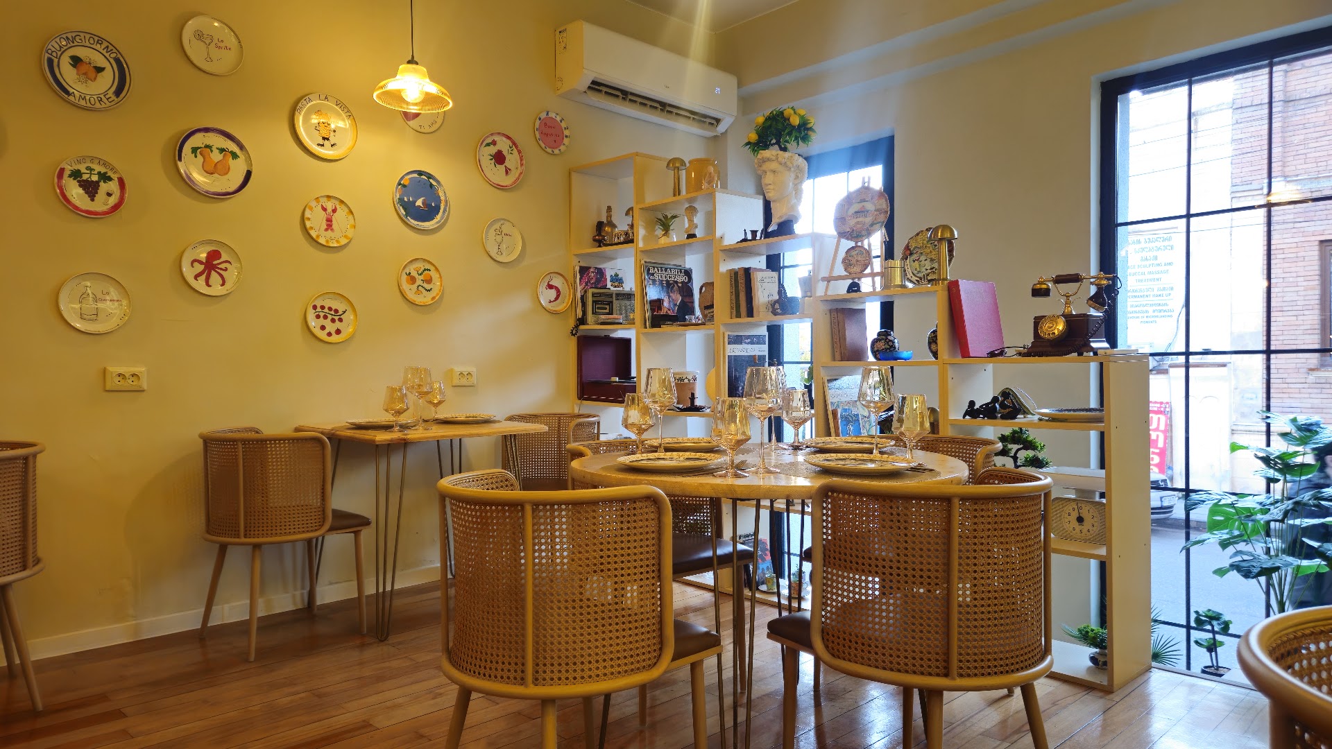 Pasta La Vista: inviting and well-lit restaurant interior