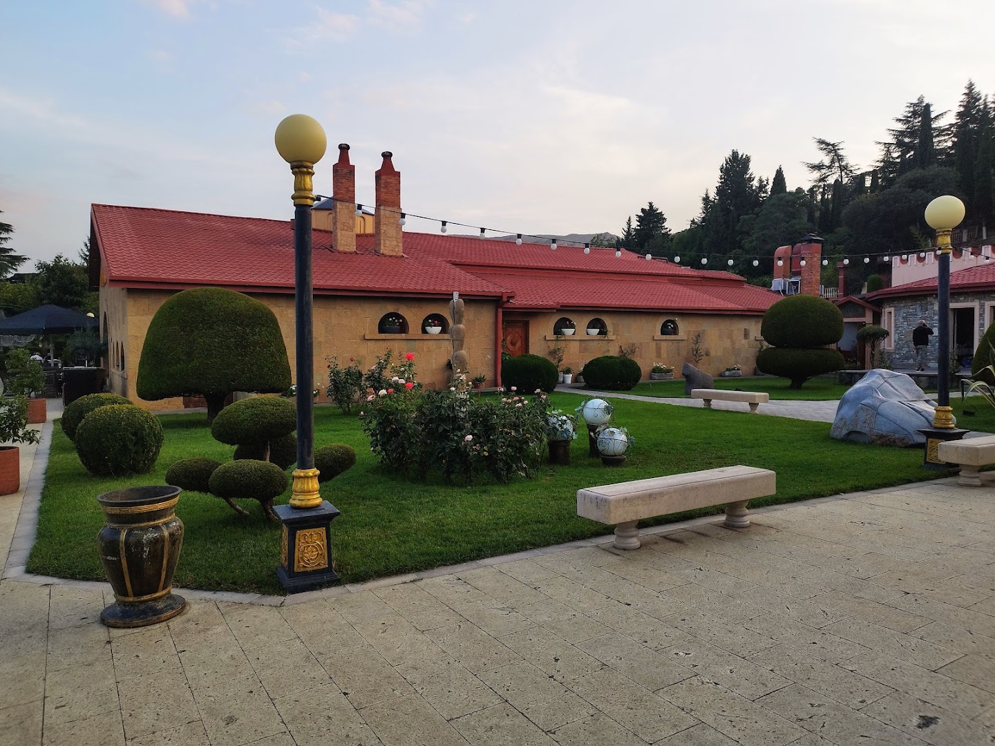 Marani Hall: attractive exterior and garden view