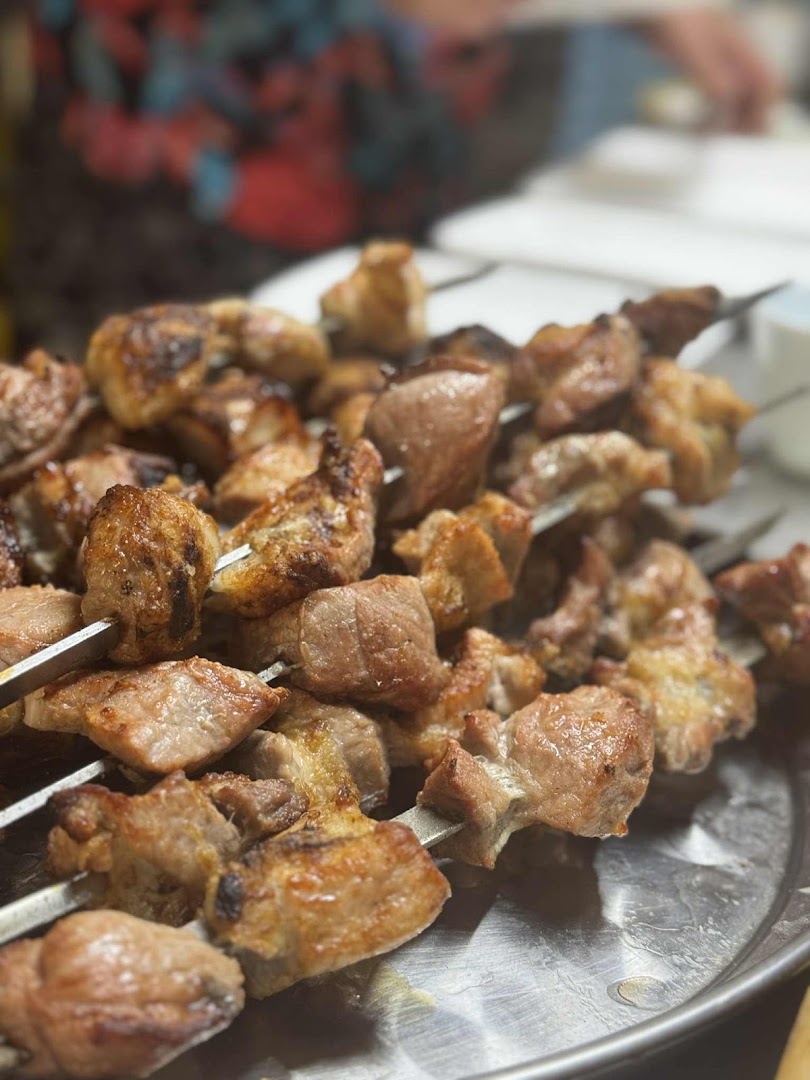 Beyond the Nine Mountains: appetizing photo of grilled meat