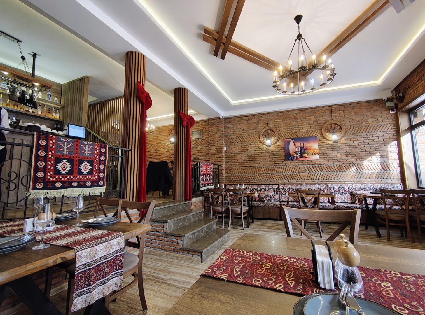 Restaurant Avantaje: high quality interior restaurant shot