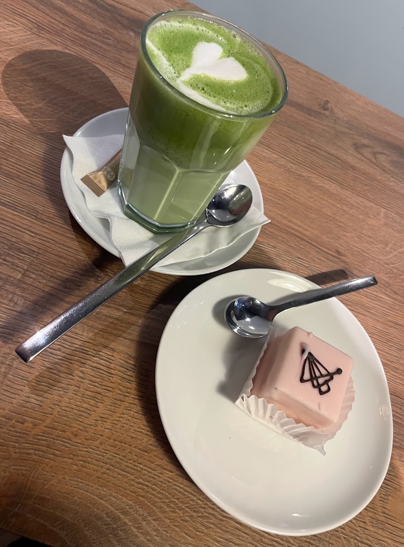 Straborn Coffee: appetizing photo of cafe items