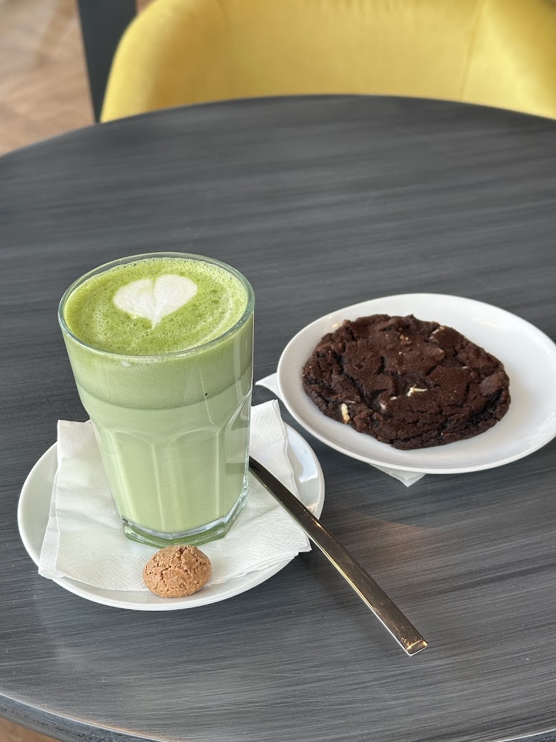 Straborn Coffee: appetizing photo of cafe offerings