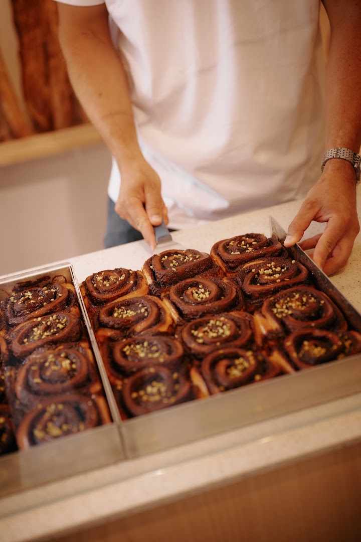 Hausbrot: appetizing photo of fresh products