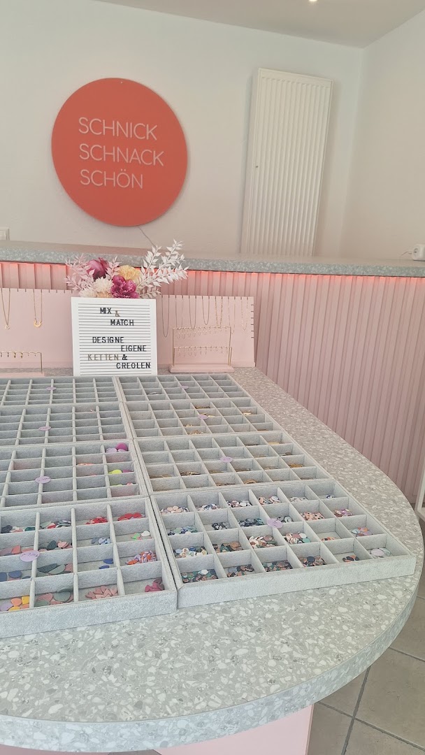 Schnick Schnack Schön: clear display of shop products