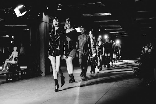 MYL BERLIN: professional fashion show event photo