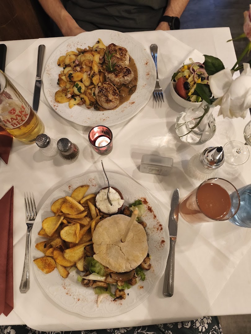 Gabssi: appetizing food photography, well composed