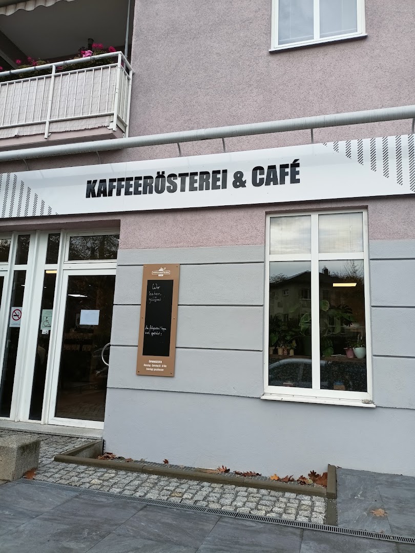 Kaffeekraftwerk: clear storefront photo of venue
