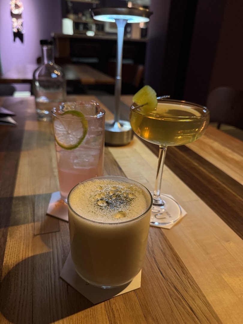 nook: high quality photo of drinks