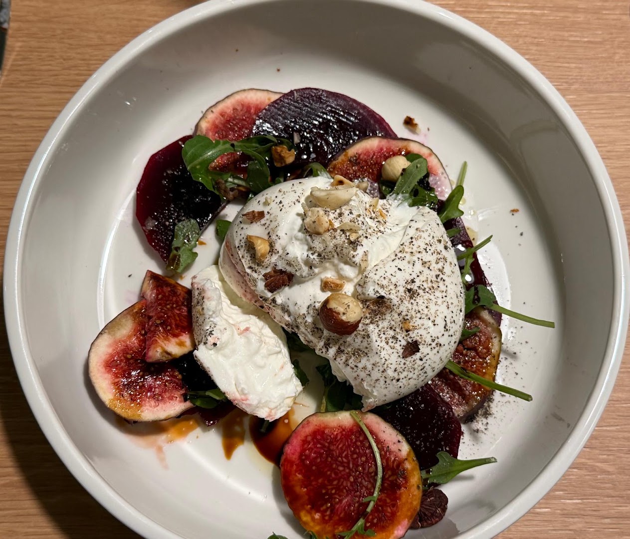 LoKarl: appetizing, high-quality food photography