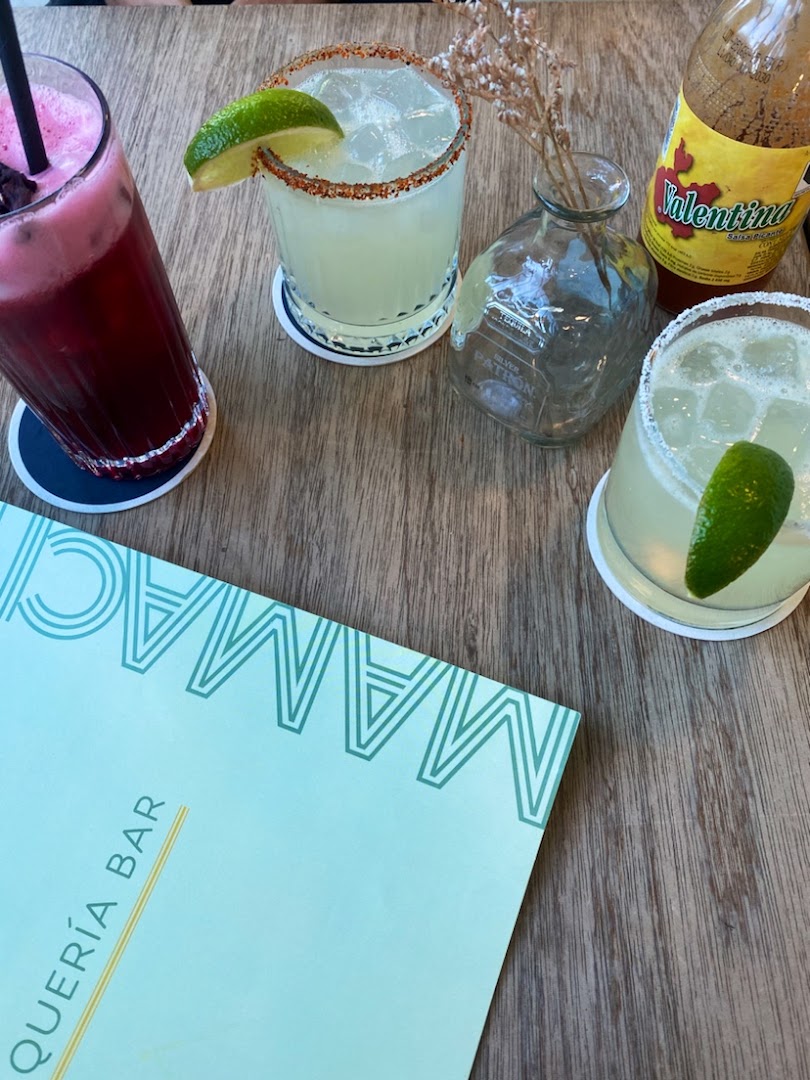 MAMACITA: appetizing drinks and branded menu