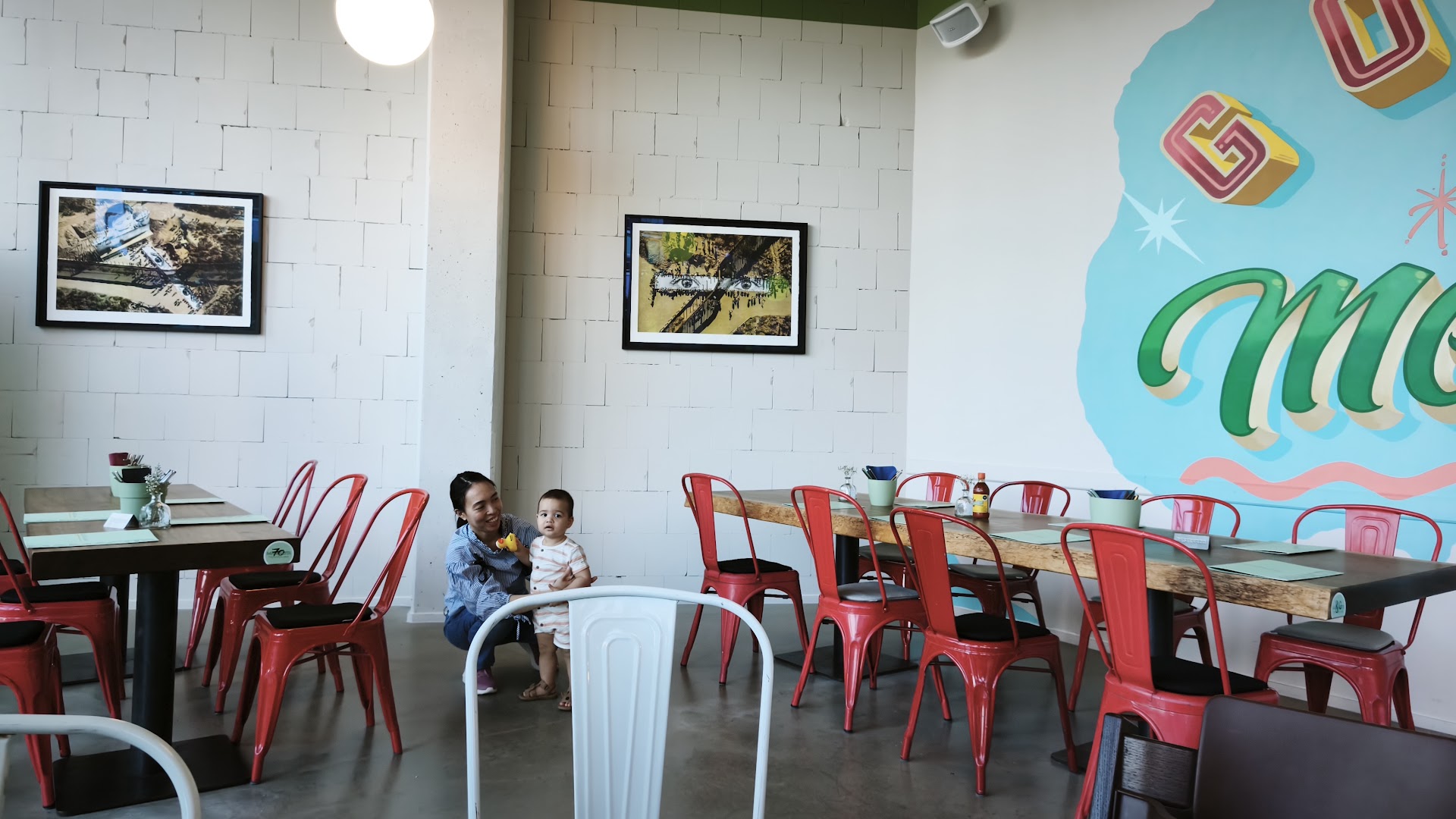 MAMACITA: clear shot of restaurant interior