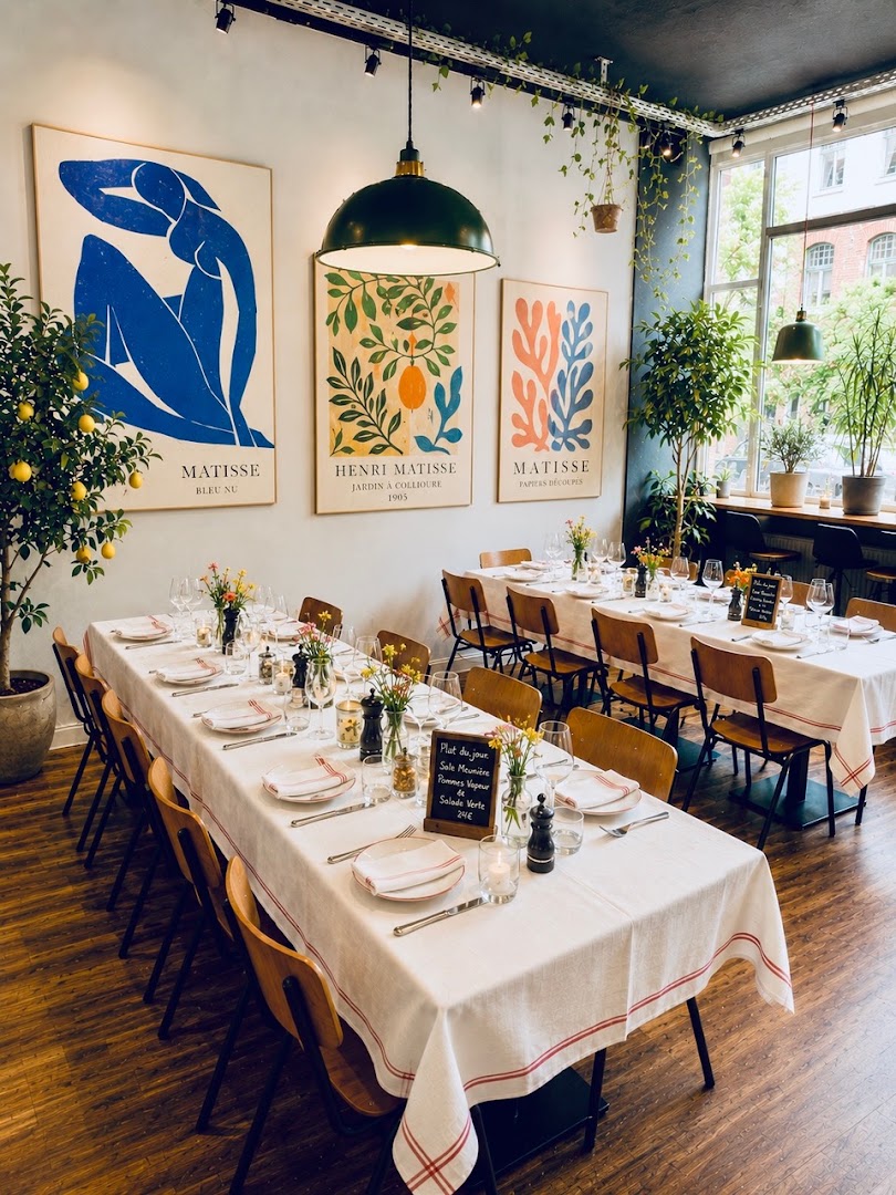KONNEKT22: professional interior shot of venue