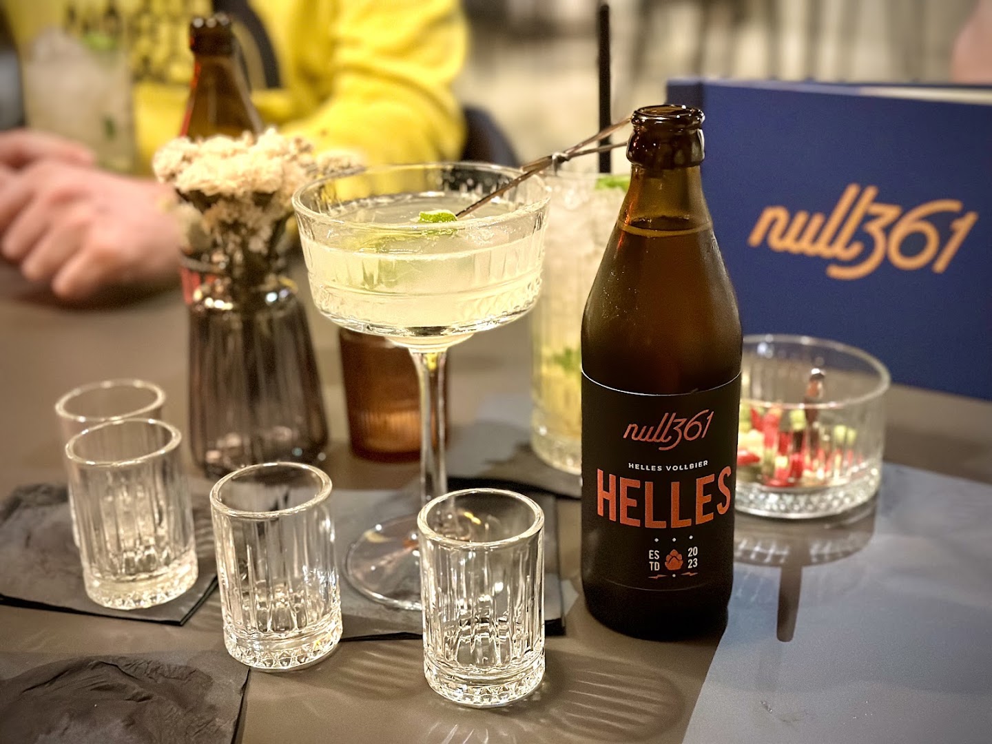 null361: high quality photo of drinks
