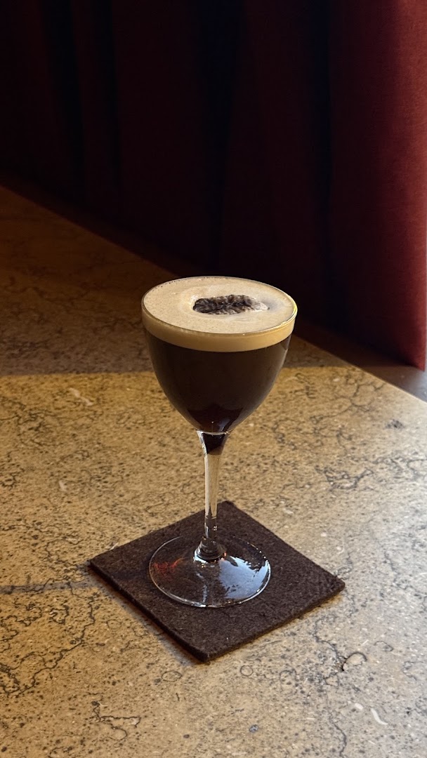 Bar Chroma: high quality cocktail photo