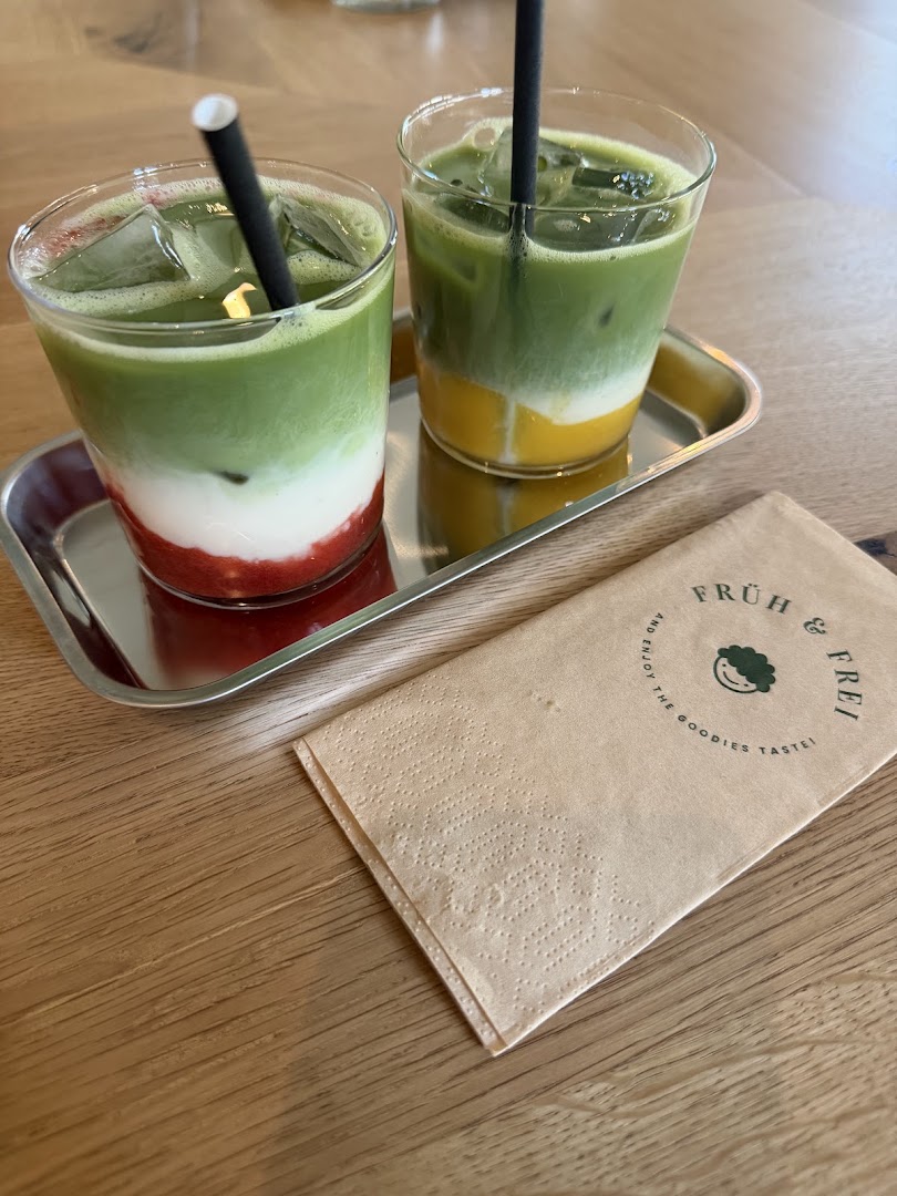 Früh & Frei: appealing photo of signature drinks