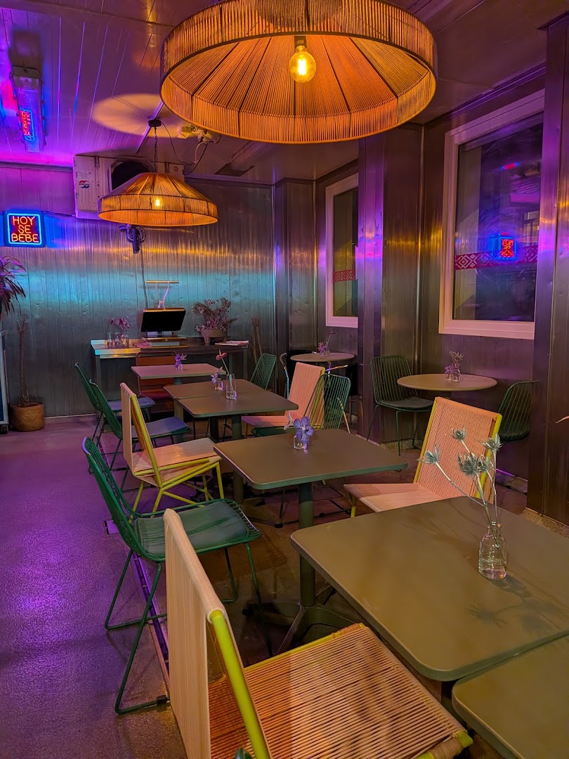Sonora Taqueria: inviting atmosphere and clear interior
