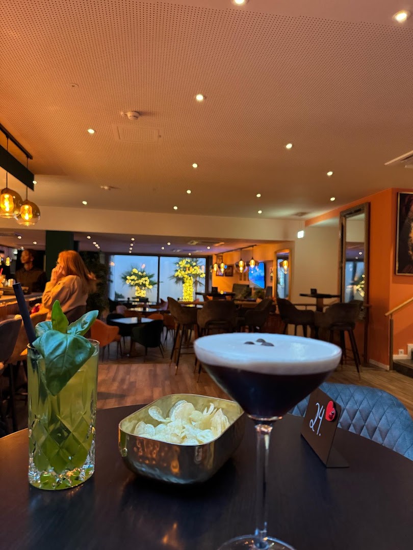 The Secret: inviting atmosphere with quality drinks