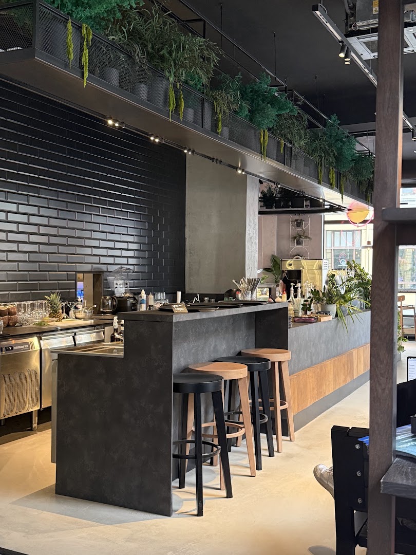 BIKINI: attractive interior and atmosphere