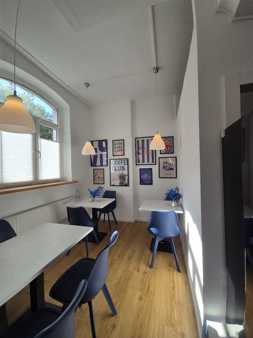 Bei Toni: clear, inviting interior atmosphere