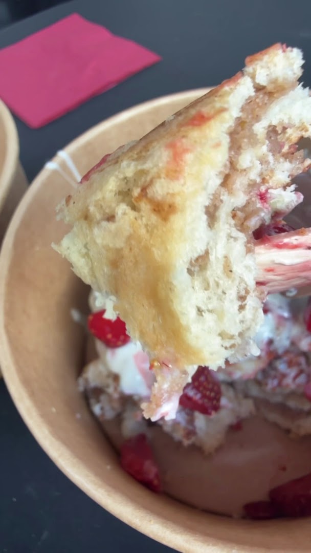 Clyde Cinnamon Roll's and Co.: appetizing close-up of food product