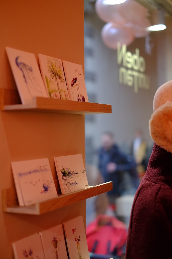 oben | unten: shop products and atmosphere