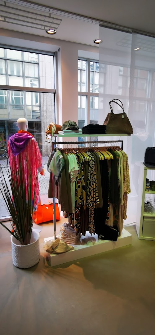 Herzenswunsch Concept Store: clear display of shop products