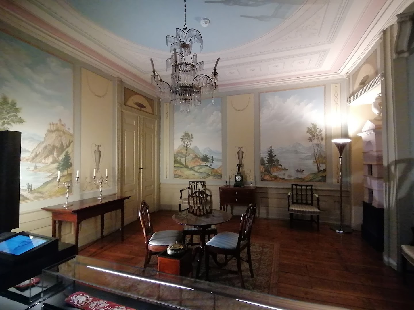 Museum Behnhaus Drägerhaus: museum interior and collection