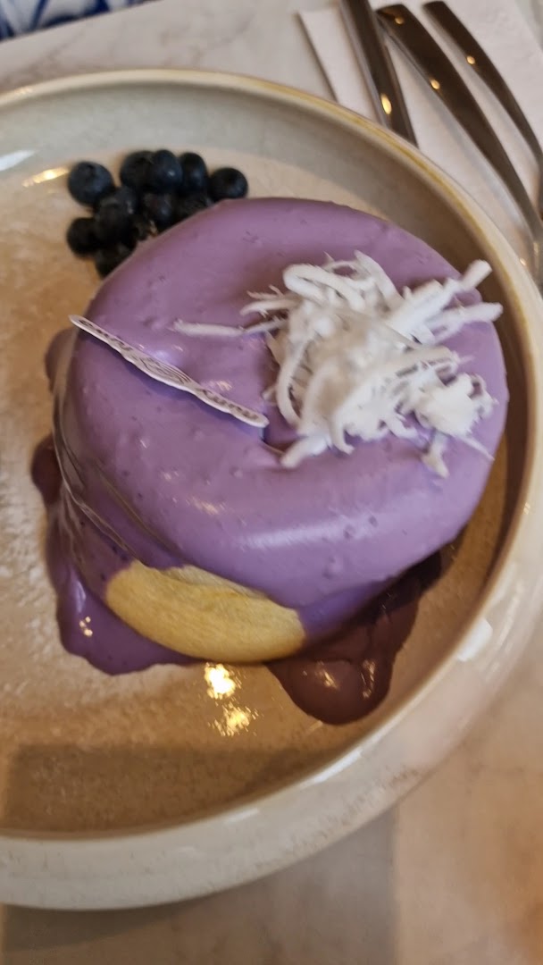 Fluffy Fuwa: appetizing, high-quality food photo