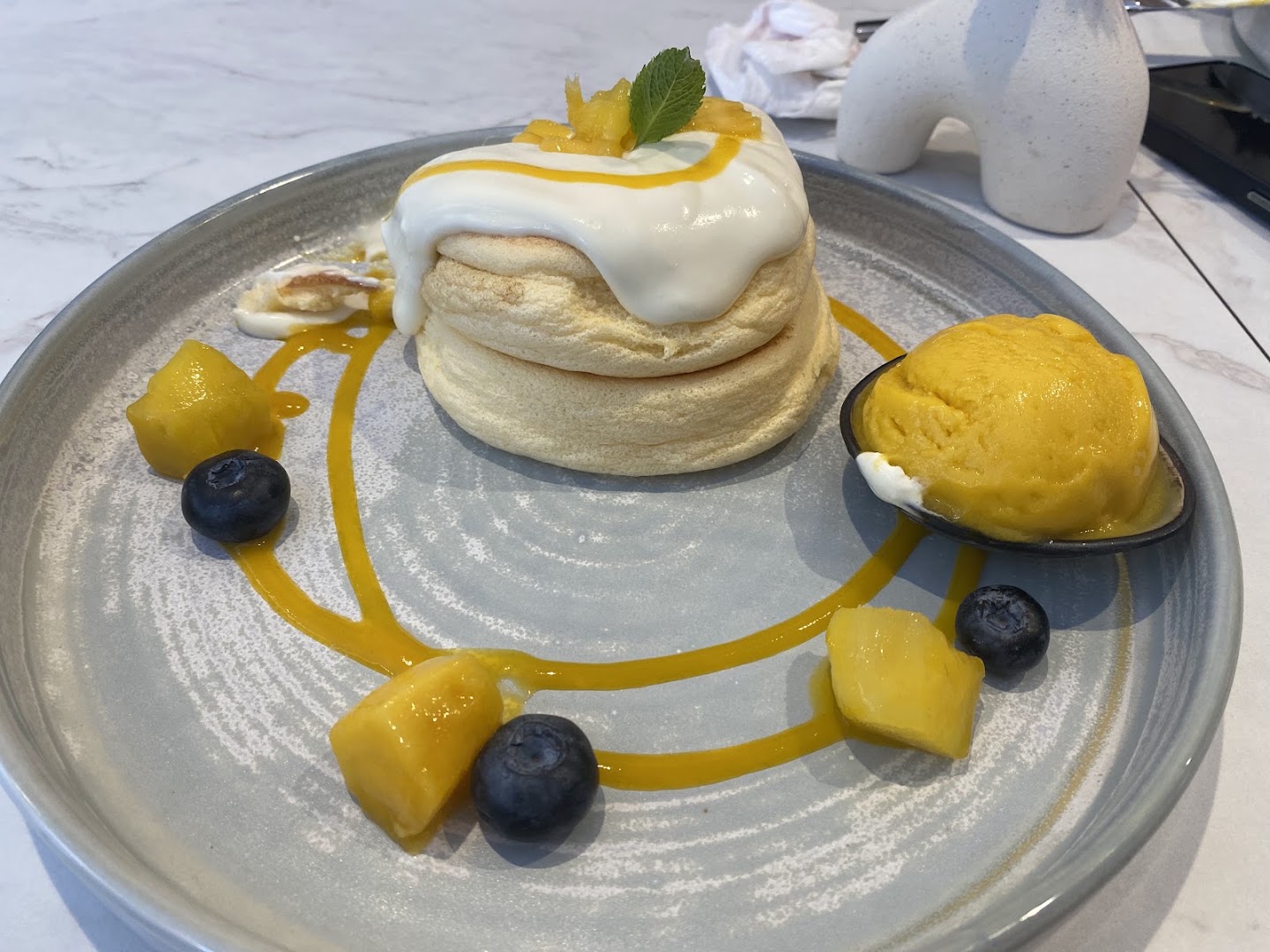 Fluffy Fuwa: appetizing, high-quality food photography