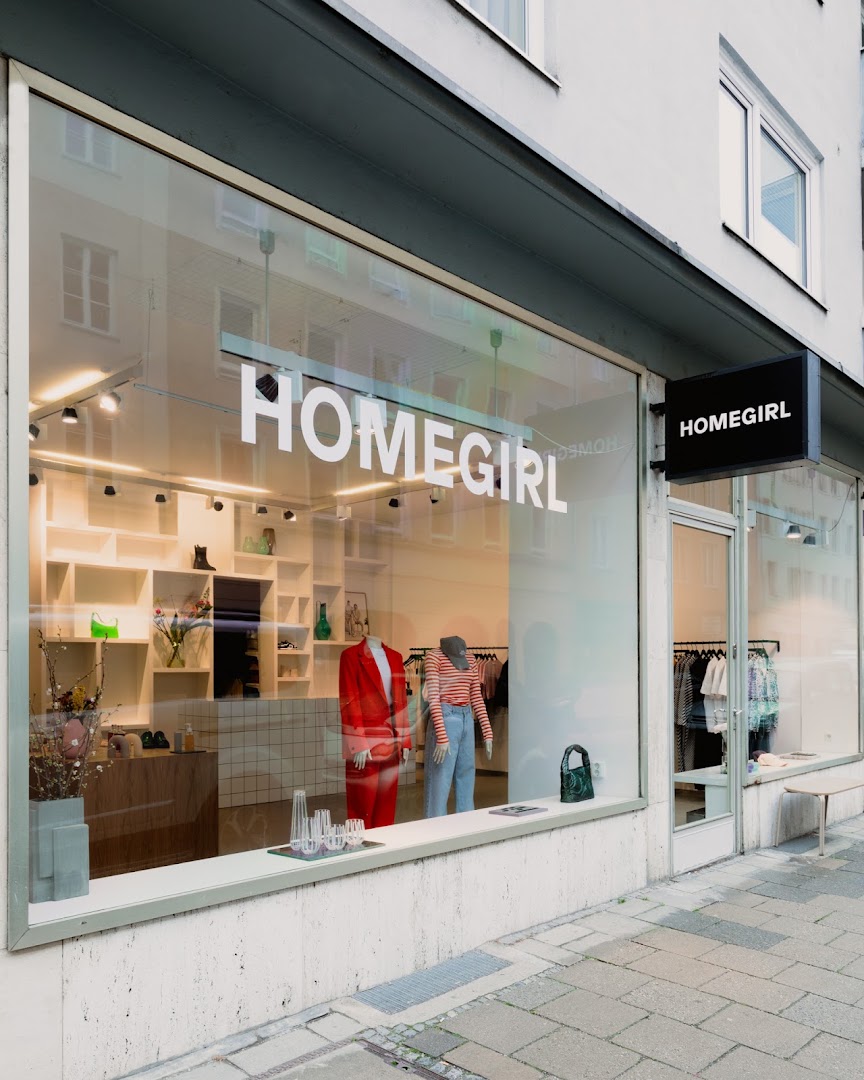 Homegirl Space: professional storefront photo